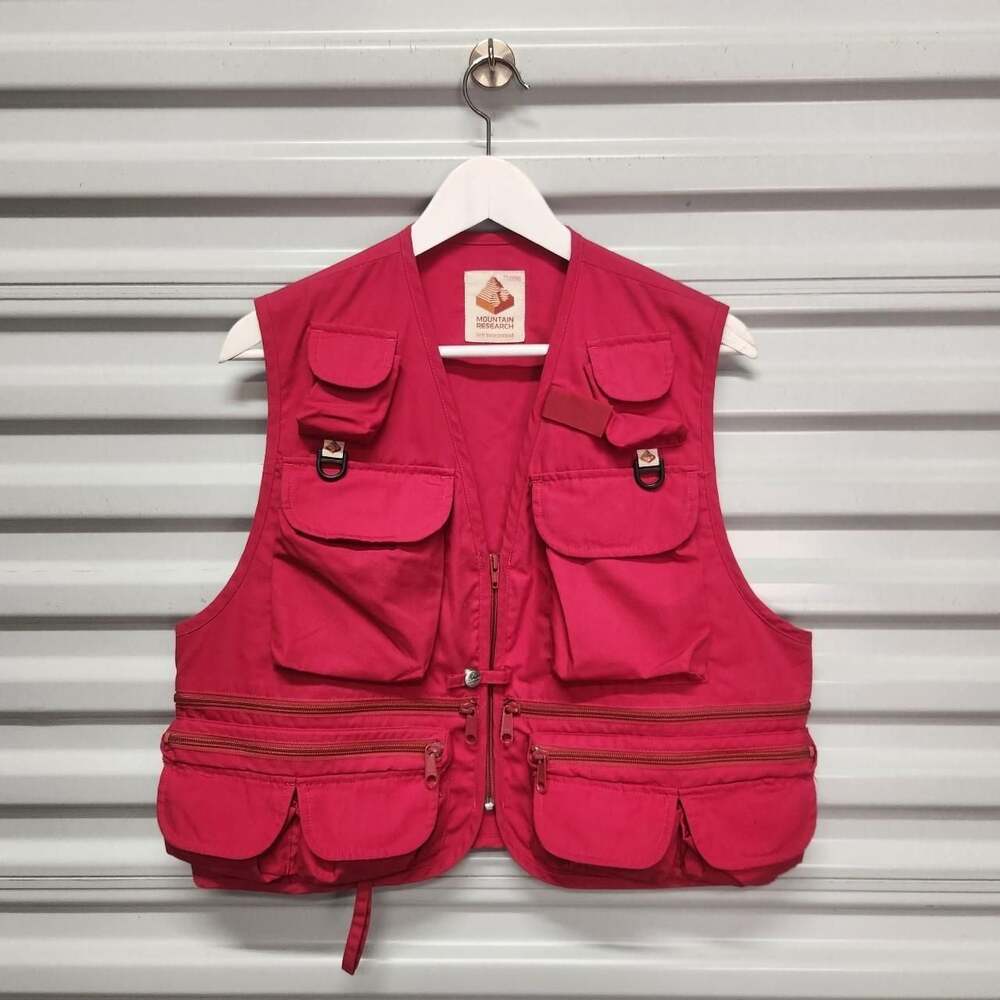 Mountain Research Tactical Fishing Vest 1/1 Sample